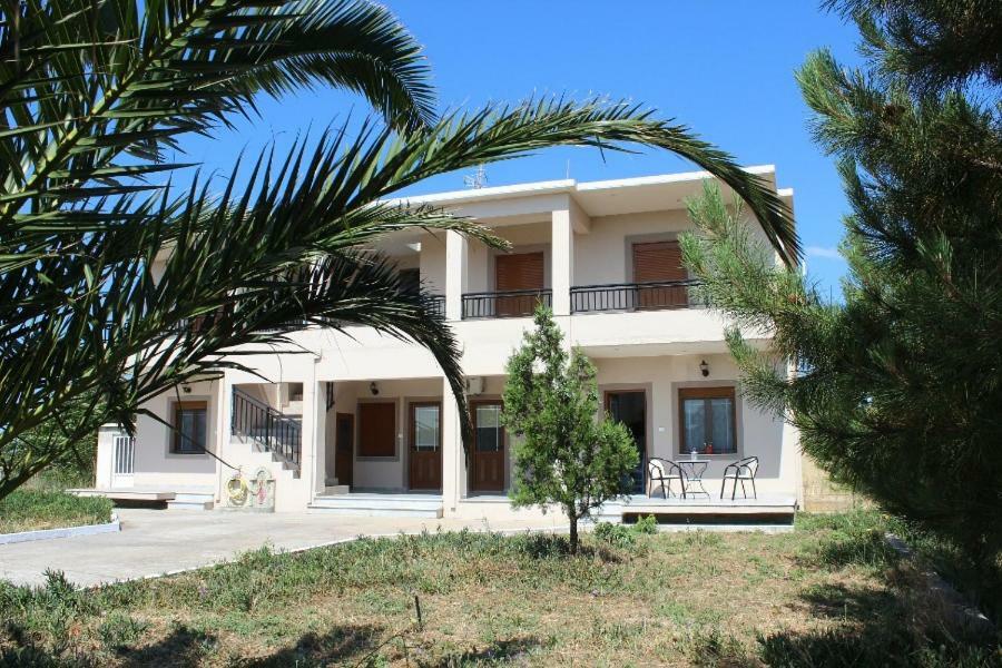 Romanon Vakis Apartments מראה חיצוני תמונה